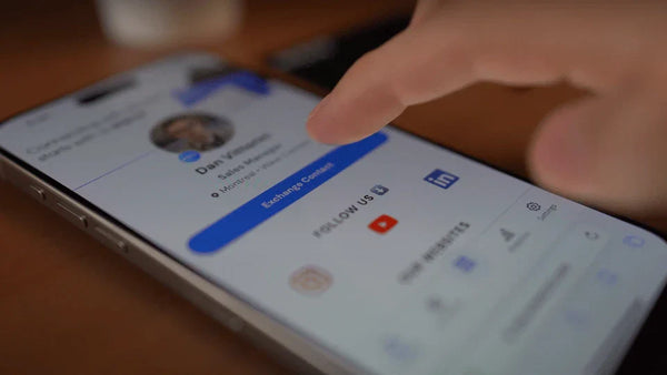 13 Ways to to Share a Digital Business Card (The Full List)